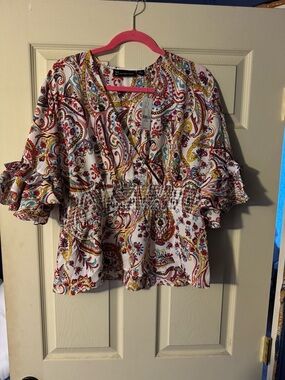 NY & CO NWT Women's Paisley Smocked Waist Blouse -